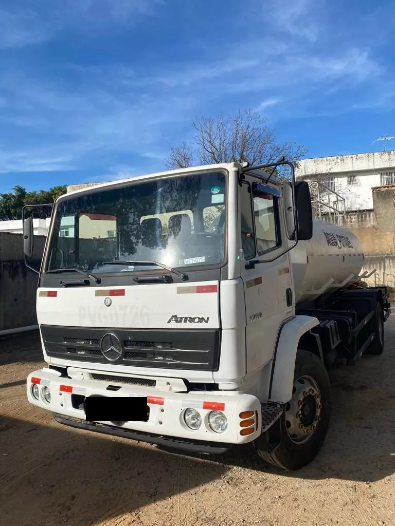 Caminhão Mercedes-benz Atron 1719 Pipa Toco