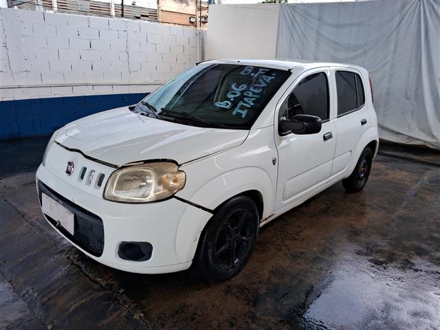  FIAT UNO VIVACE 1.0 2015