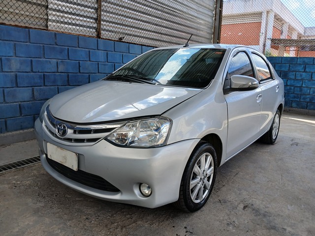 TOYOTA ETIOS SD XLS15 AT 2017